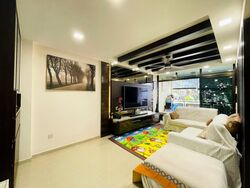 Blk 202B Compassvale South Gate (Sengkang), HDB Executive #559207631